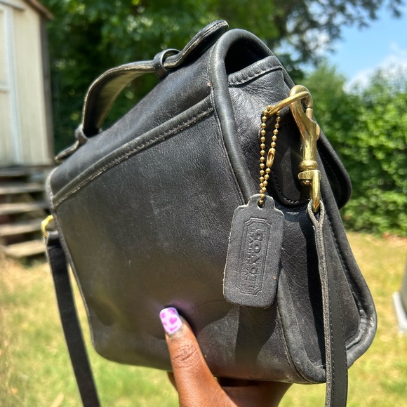 🚨SOLD🚨 Vintage Coach 1994 Black Court Top Handle Leather Crossbody Bag - Picture 4 of 6